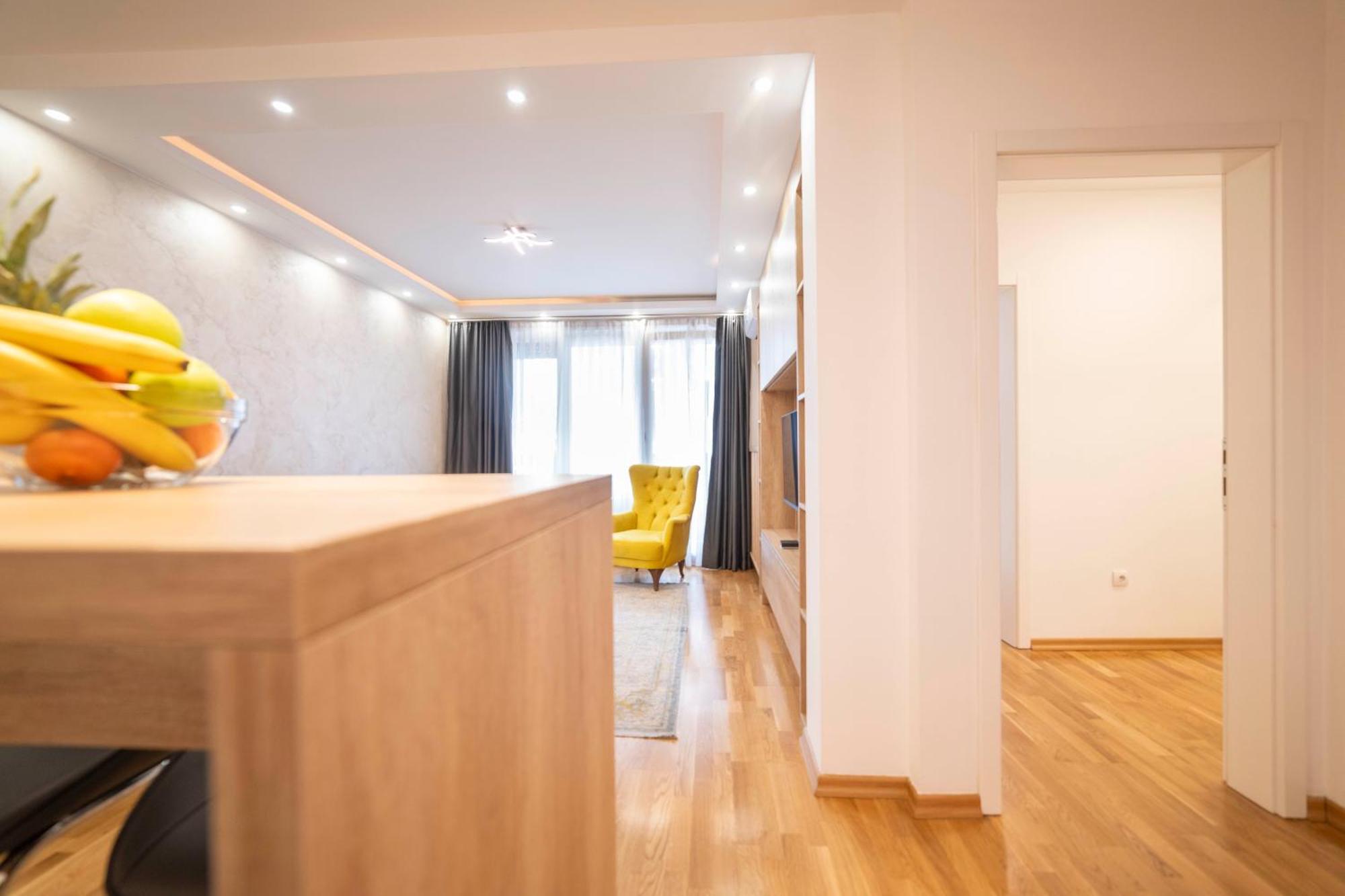 Apartment 5 Star Lukavica Dış mekan fotoğraf