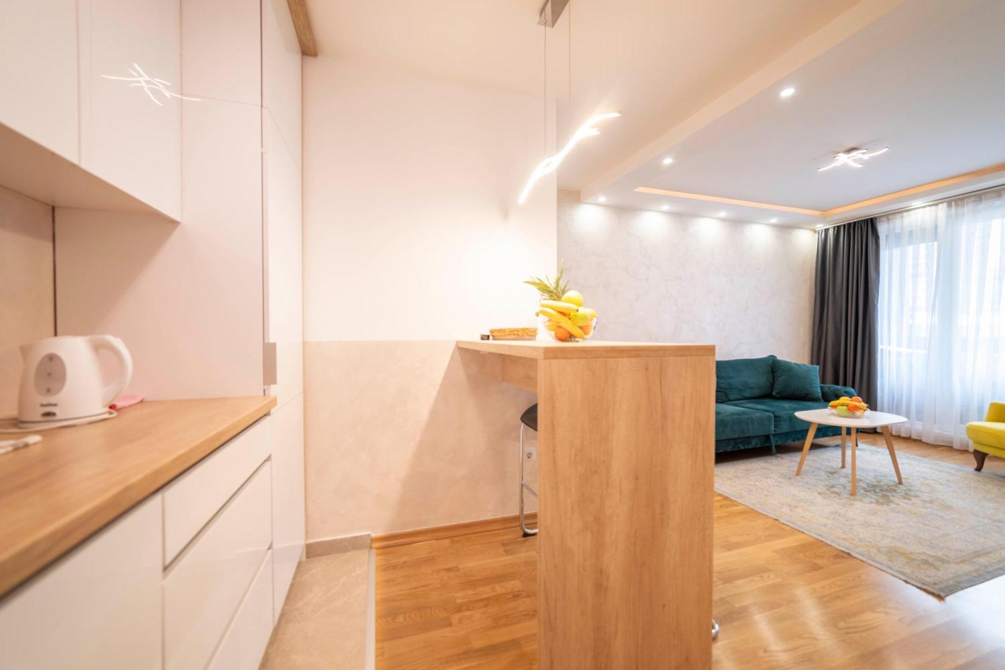 Apartment 5 Star Lukavica Dış mekan fotoğraf